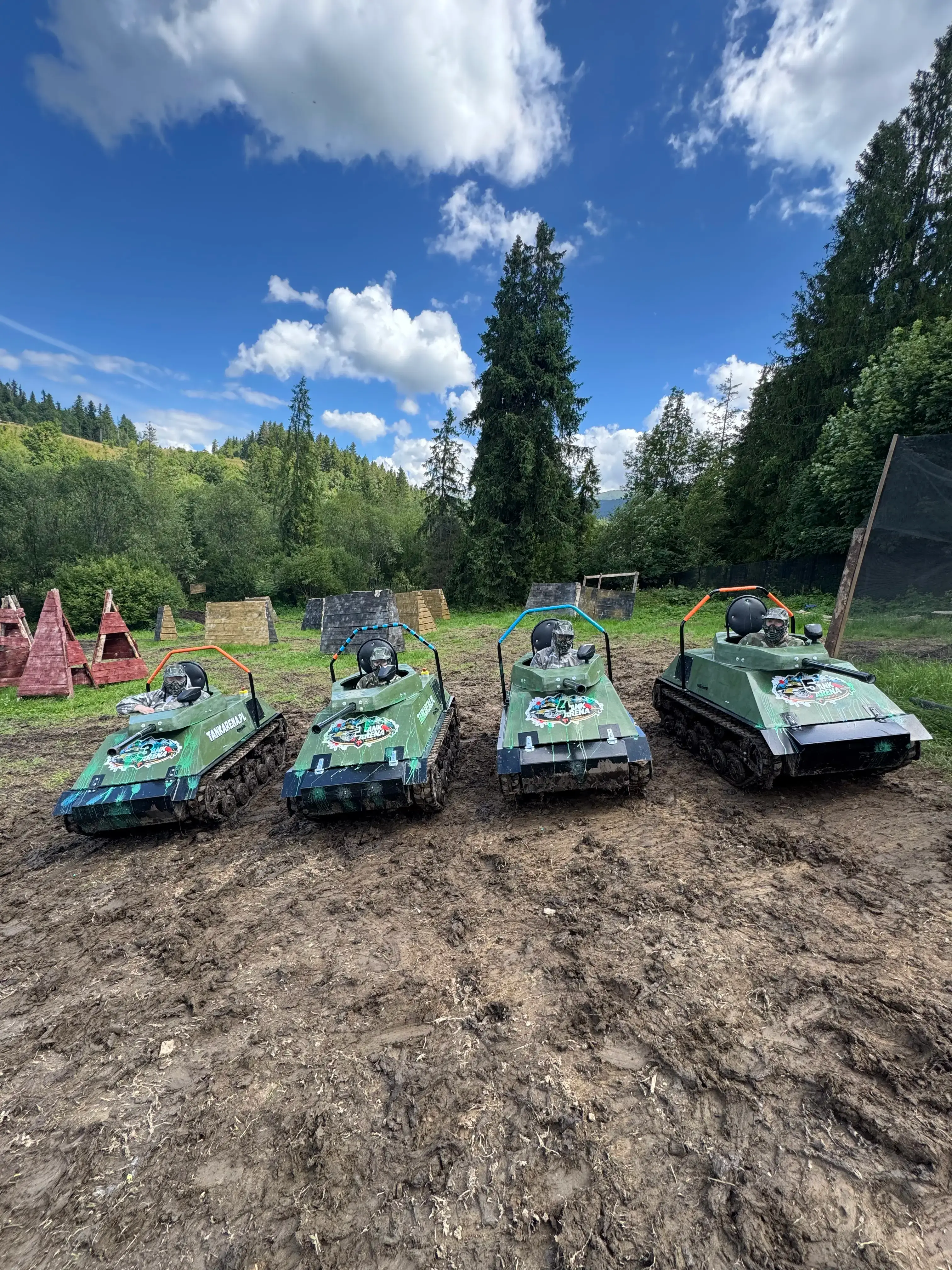 Group of players on paintball field
